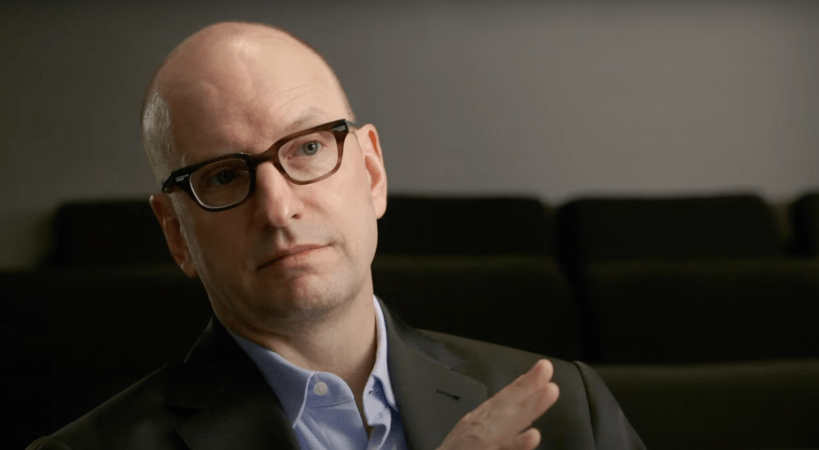 Steven Soderbergh giving an interview
